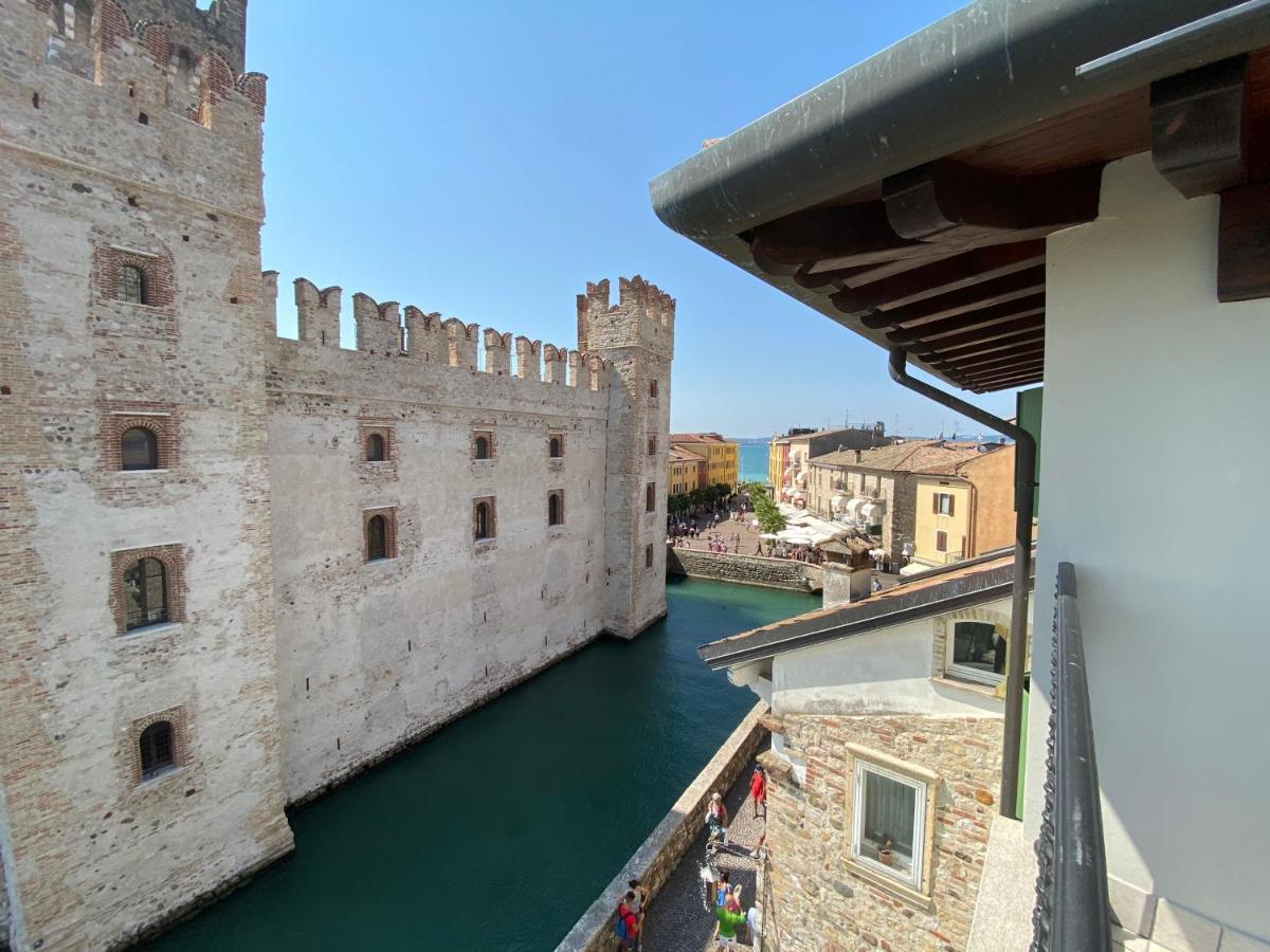 Castello Mavino Apartment Sirmione Exterior photo